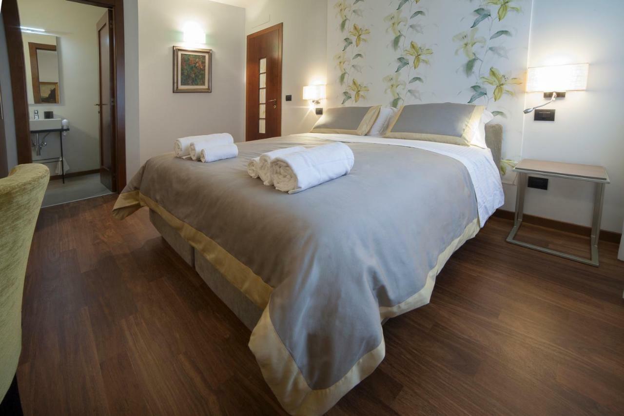 Parco Dell'Adige Rooms Verona Eksteriør bilde